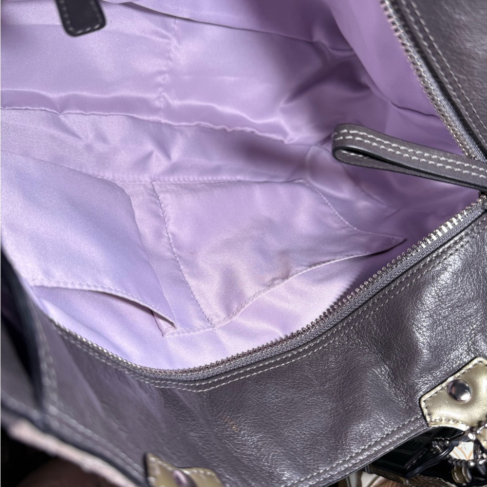 Coach Handbag - Picture 8 of 9